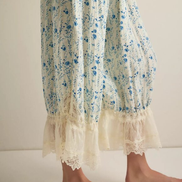 *SOLD* Forever Young Printed Bloomer Pants - Picture 4 of 9